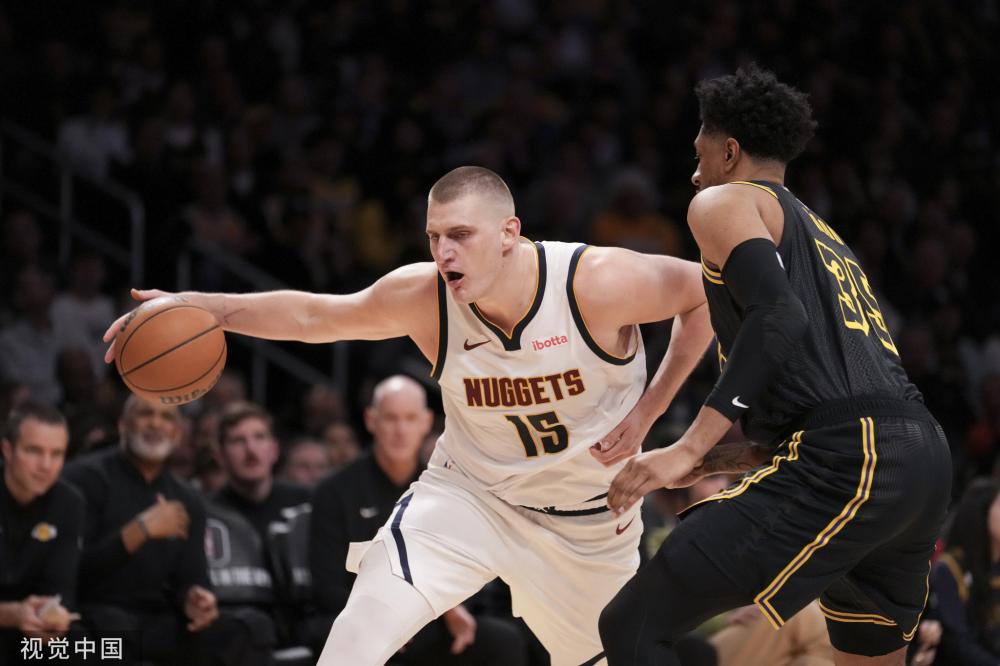 球迷们感到 球迷们感到